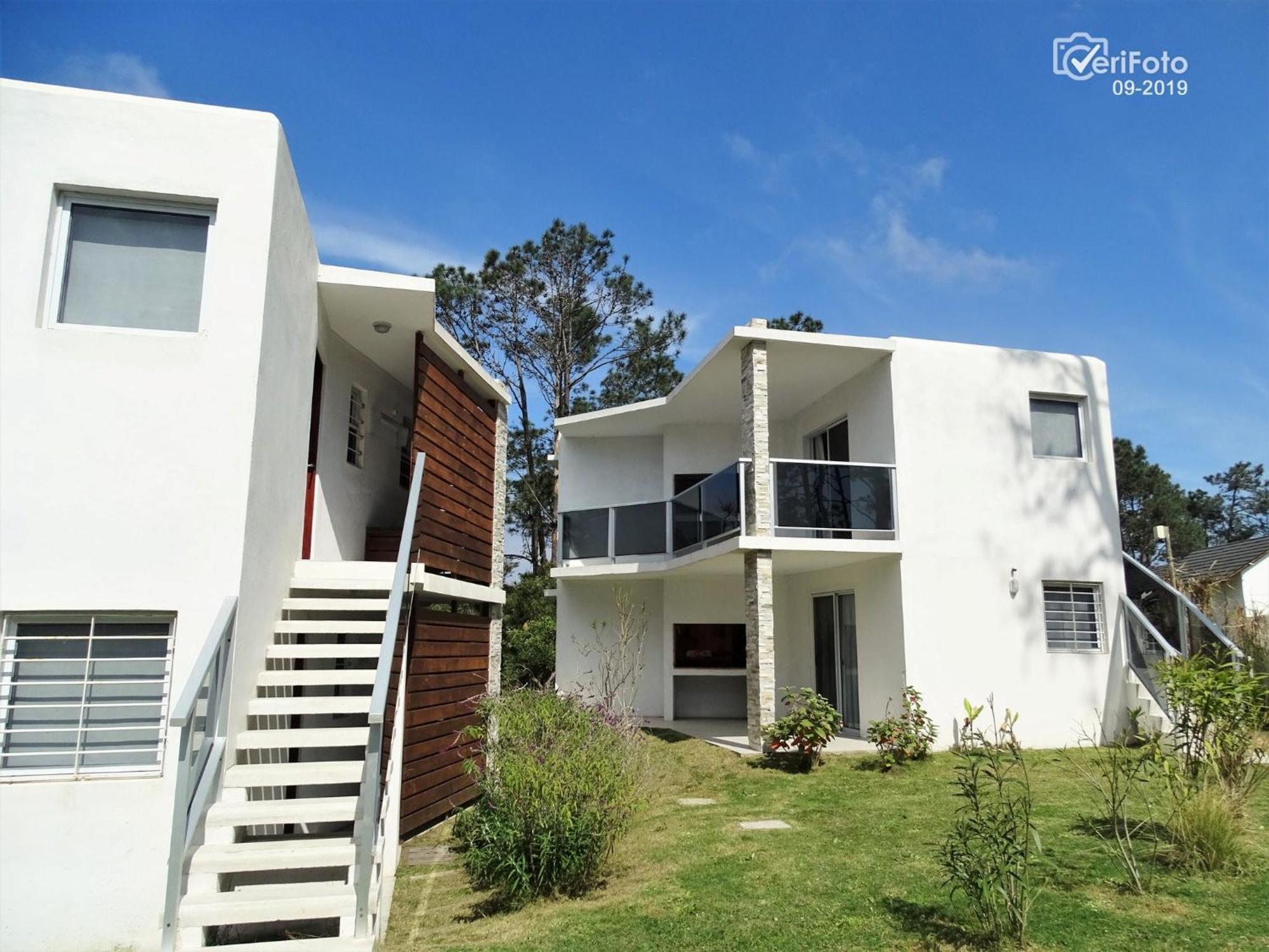 Bungalows Punta Colorada Piriápolis Exterior photo